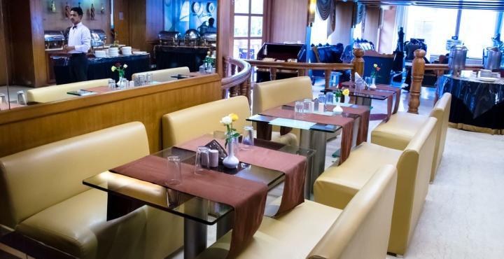 The Shelton Grand Hotel Bengaluru Zewnętrze zdjęcie