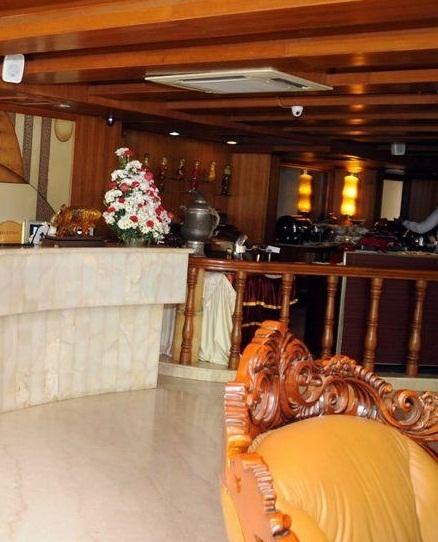 The Shelton Grand Hotel Bengaluru Zewnętrze zdjęcie