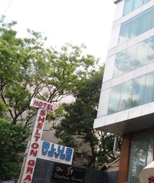 The Shelton Grand Hotel Bengaluru Zewnętrze zdjęcie